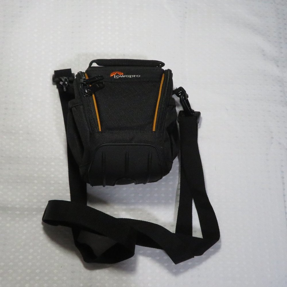Lowepro Adventura SH Protective and Compact Shoulder Bag for Action Video Camera